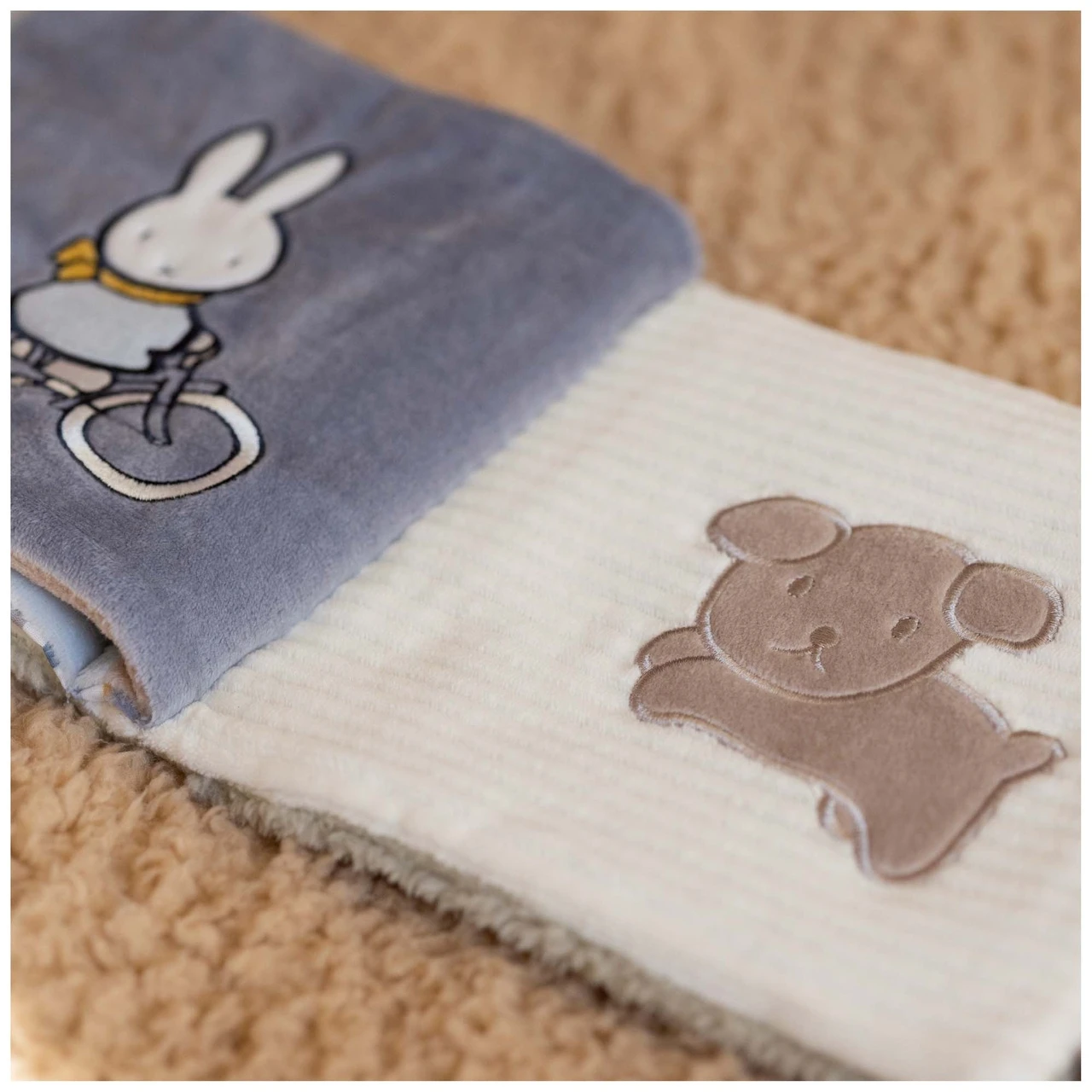 Nijntje Activiteitenboek Fluffy Pink Green 3 Nijntje Activiteitenboek Fluffy Pink Green - Afbeelding 3