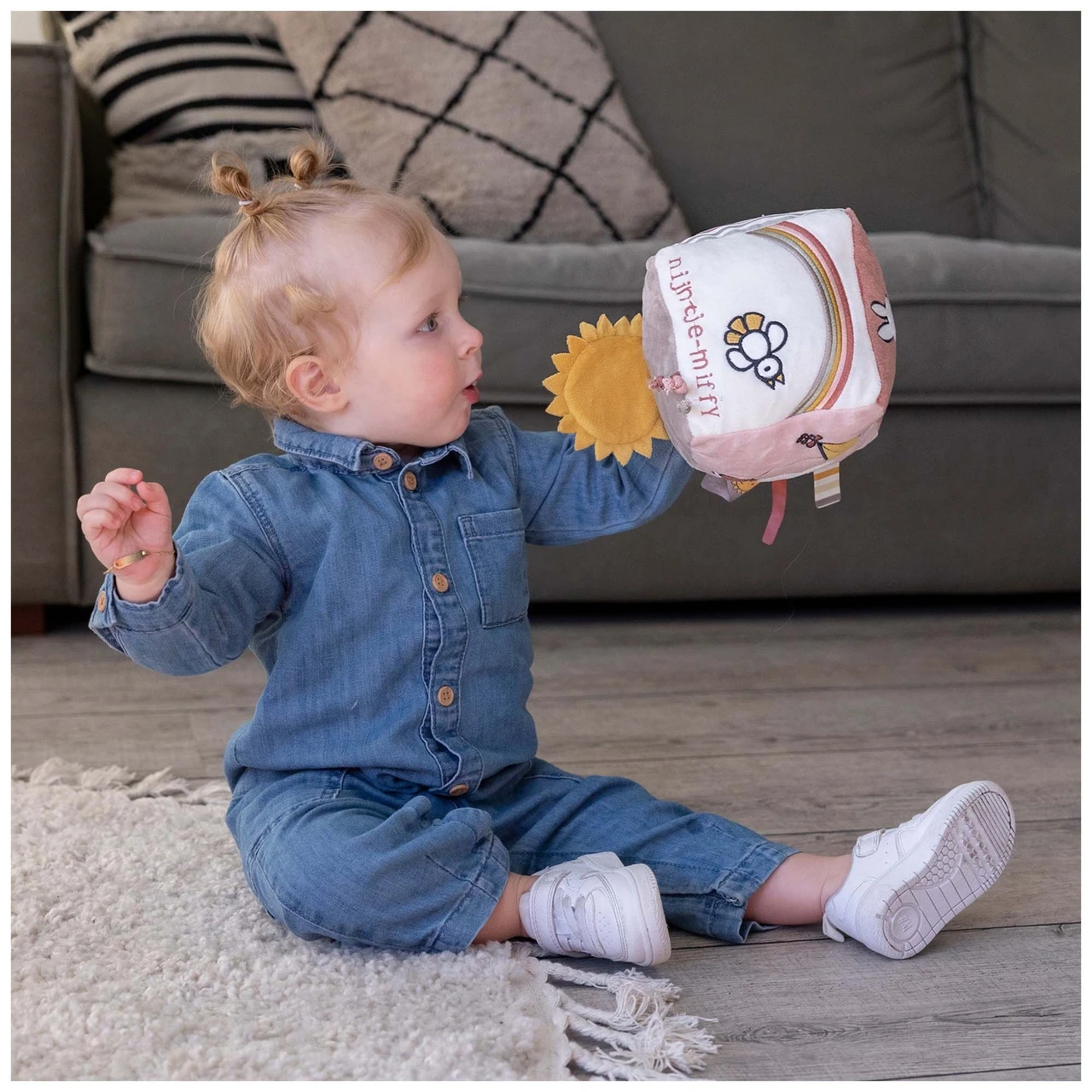 Nijntje Kubus Fluffy Pink 4 Nijntje Kubus Fluffy Pink - Afbeelding 4