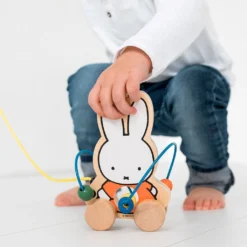 Nijntje Houten Trekfiguur Met Kralen 5 Nijntje Houten Trekfiguur Met Kralen -DOBENO 8714274170018 3